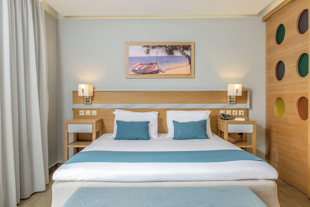 Superior Room, 2 Bedrooms, Garden View (50 square meters) photo 3