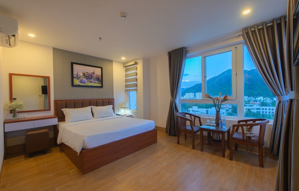 Deluxe Double Room, 1 Queen Bed, Mountain View - Photo 6