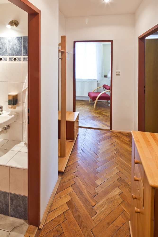 Apartment (Lucie) photo 2