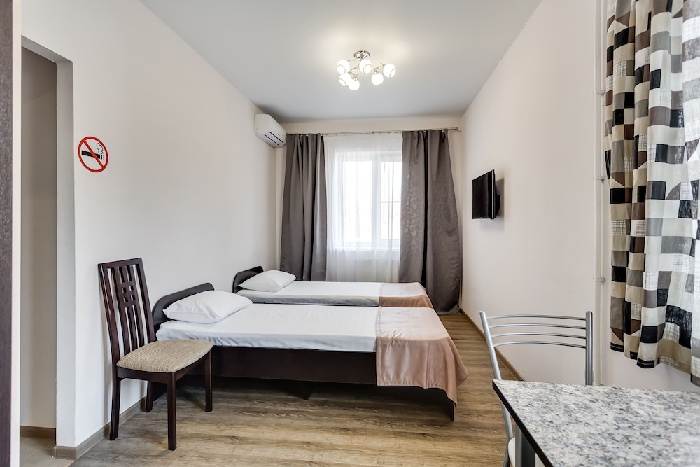 Standard Twin Room photo 1