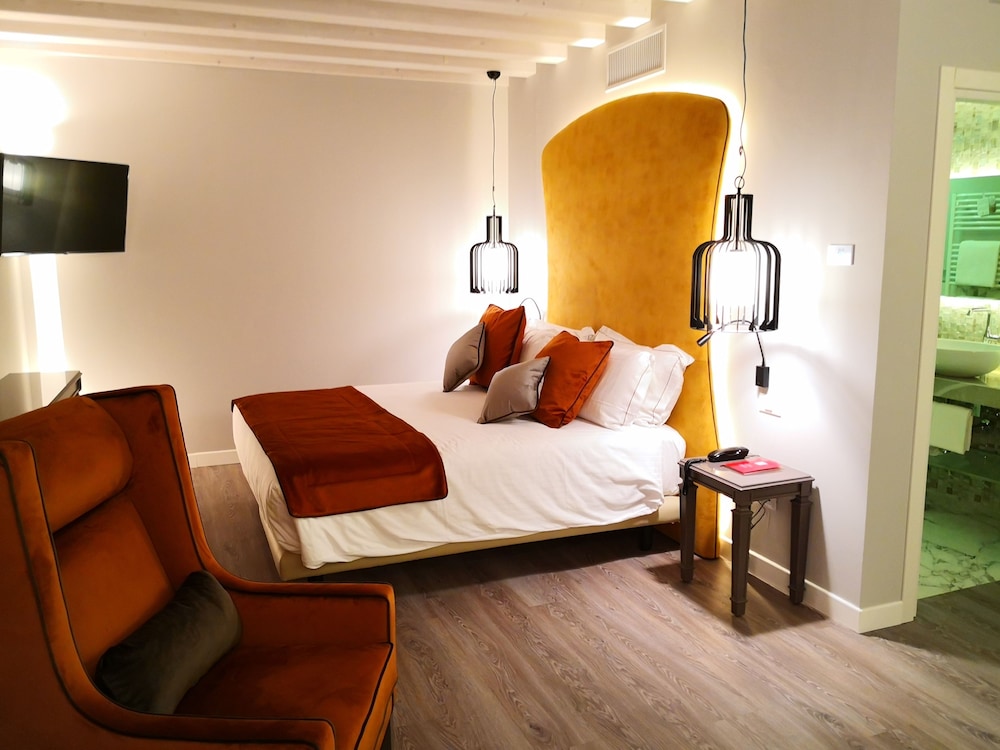 Premium Room (Rooftop) - Photo 2