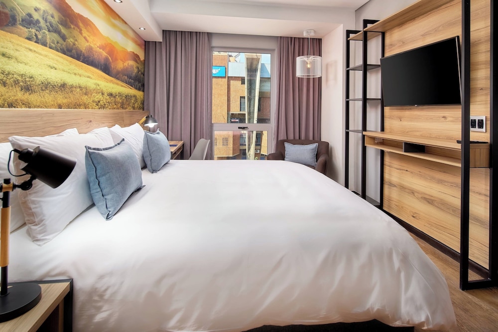 Room, 1 King Bed - Photo 1