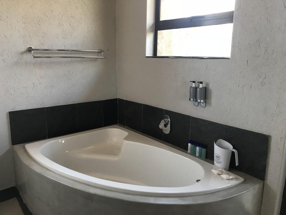 Deluxe Suite, 1 Bedroom photo 3