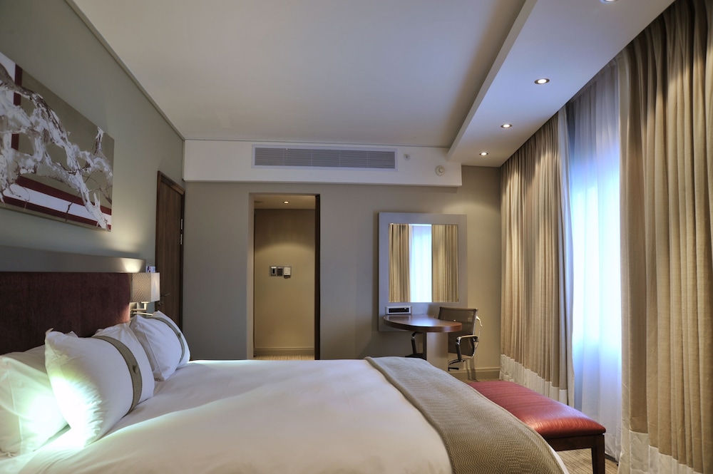 Standard Room, 1 Queen Bed