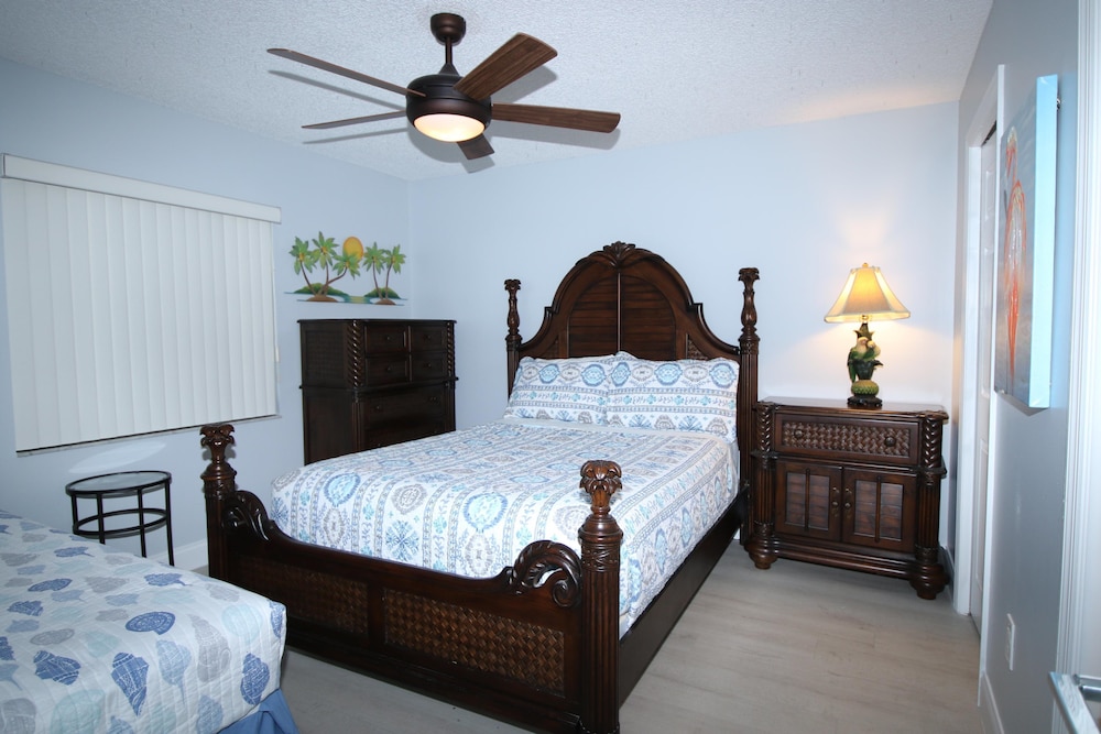 Condo, 2 Bedrooms photo 1