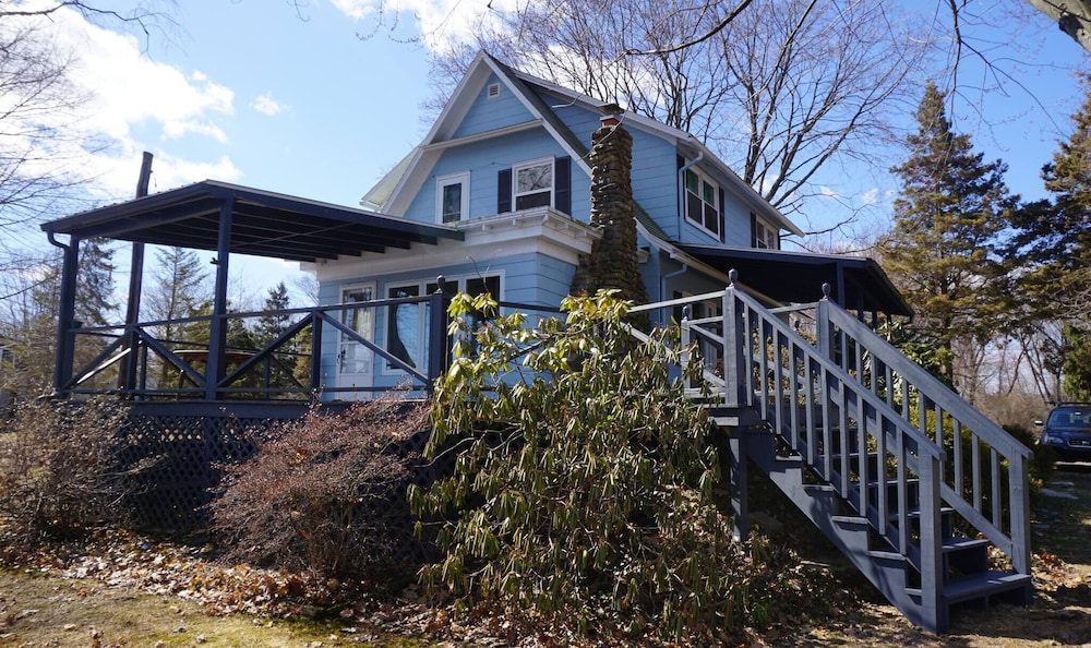 House, 4 Bedrooms, Balcony, River View