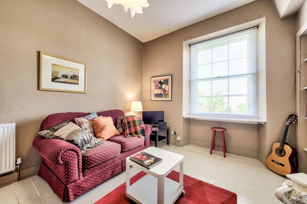 Apartment (1 Bedroom)