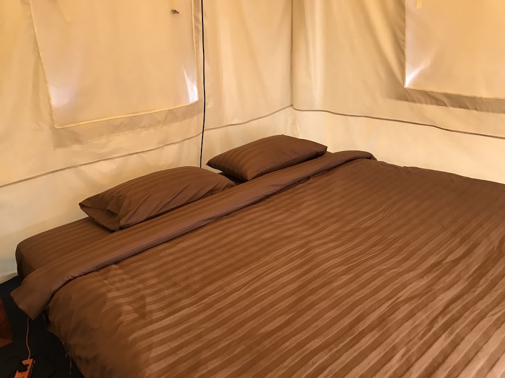Touring (Tent)