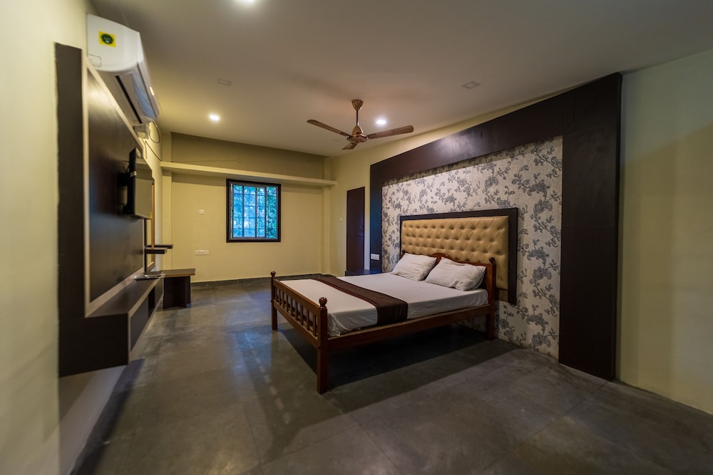 Standard Room photo 2