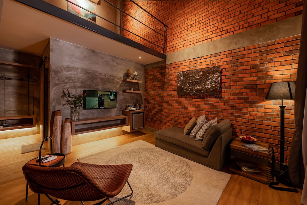 King Studio Suite - Photo 1