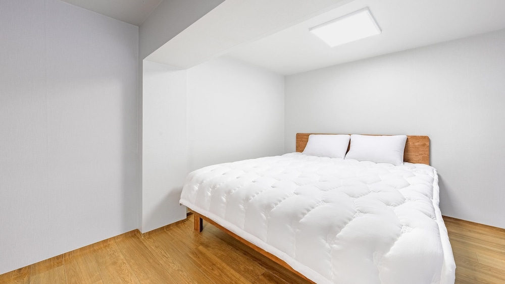 Basic Room, 1 Bedroom (202 Ho) - Photo 7