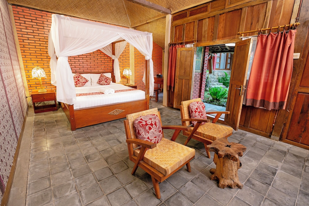 Wooden House Deluxe photo 2