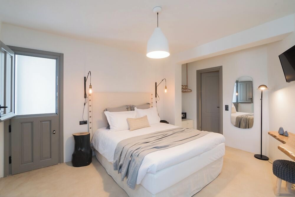 Studio Apartment photo 1