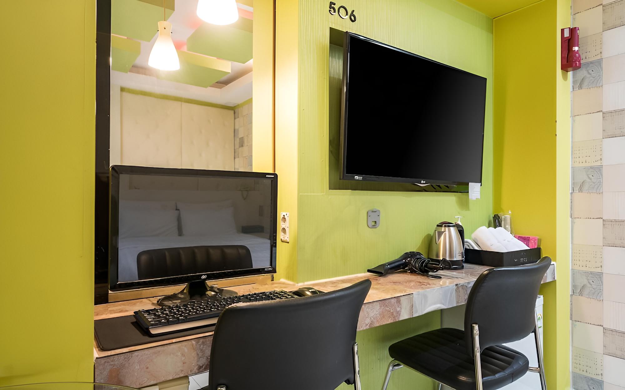Room (Standard (OTT)) - Photo 4
