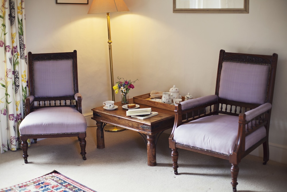 Superior Double Room, 1 Queen Bed, Garden View (Hergest  View) photo 3