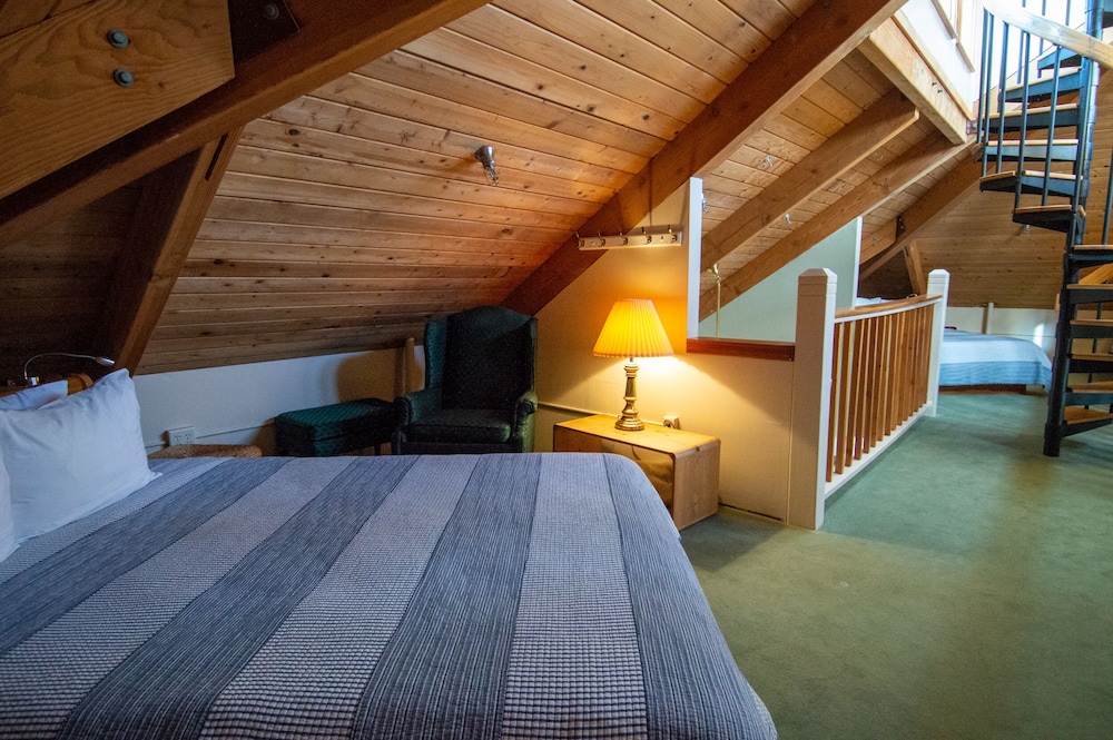 Deluxe Suite, Marina View photo 3