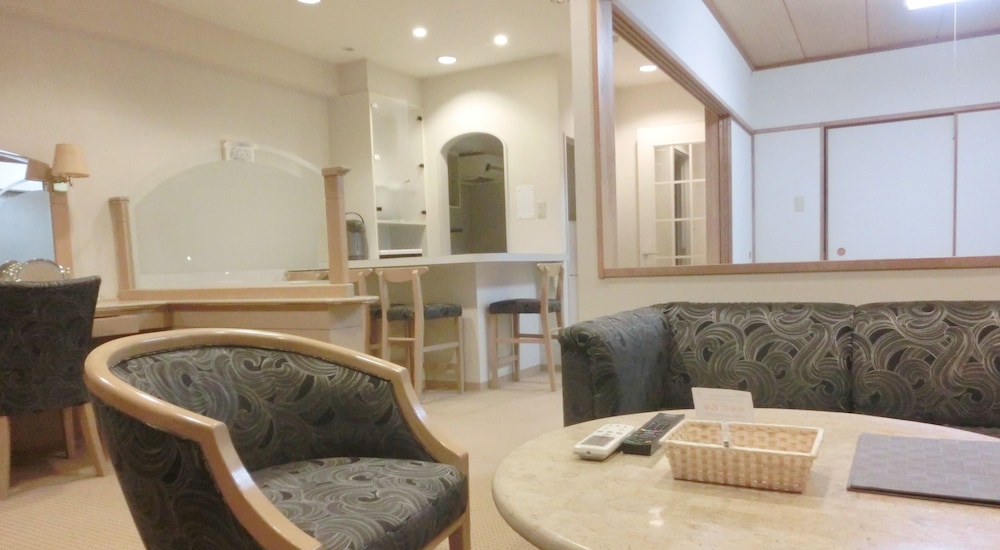Deluxe Japanese Western Style Room, Non Smoking photo 2