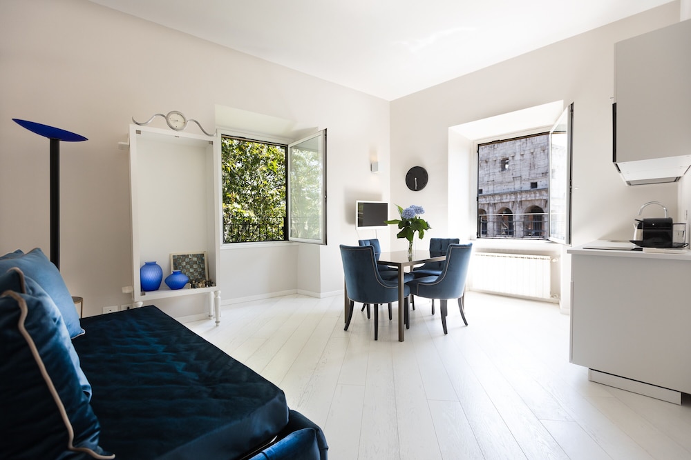 Exclusive Apartment, 1 Bedroom, City View photo 1