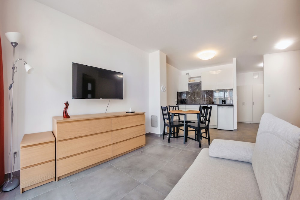Apartment (11C/3C) photo 1