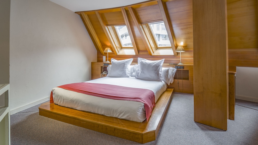 Superior Quadruple Room photo 3