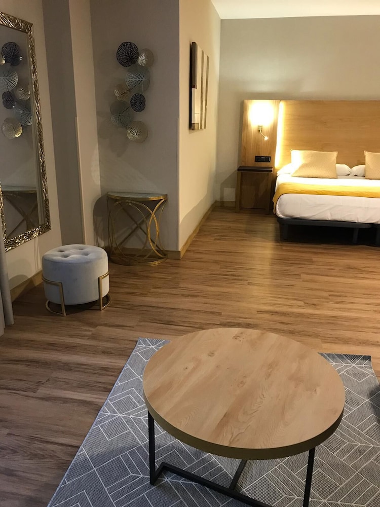 Superior Double Room - Photo 5
