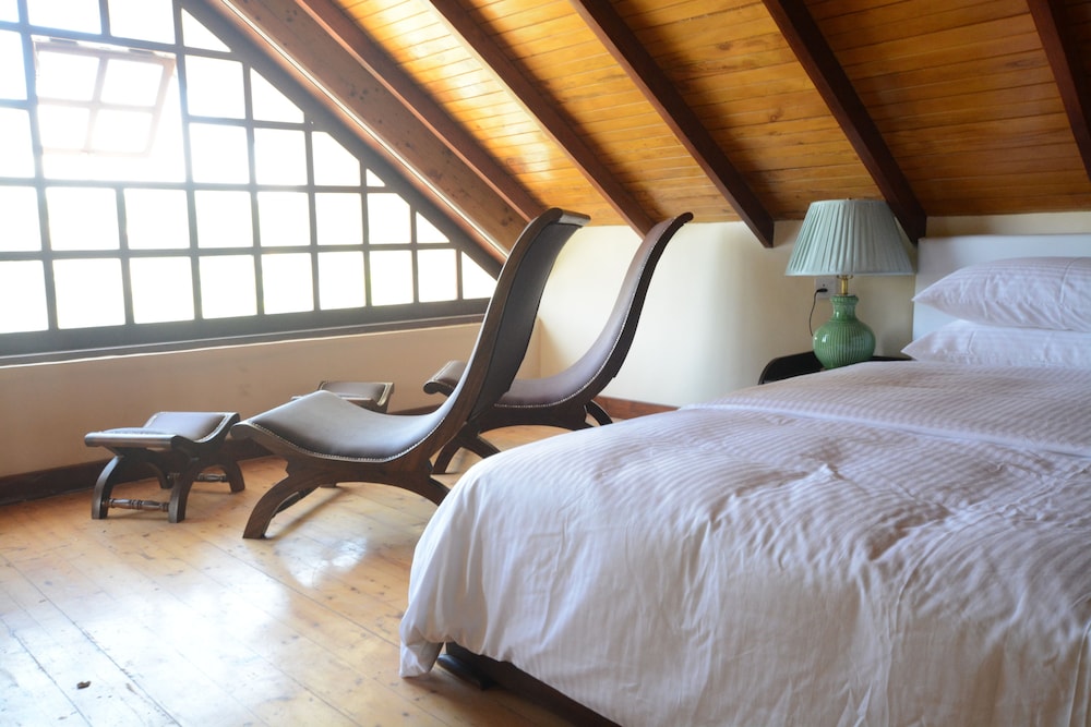 Family Room, Multiple Beds photo 1