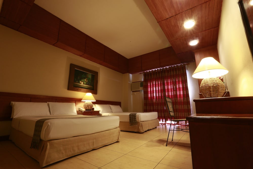 Deluxe Twin Room, 2 Double Beds - Photo 2