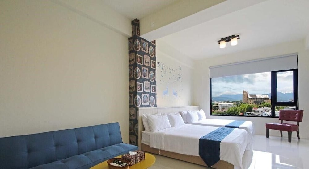 Quadruple Room, 2 Double Beds, Bathtub photo 3