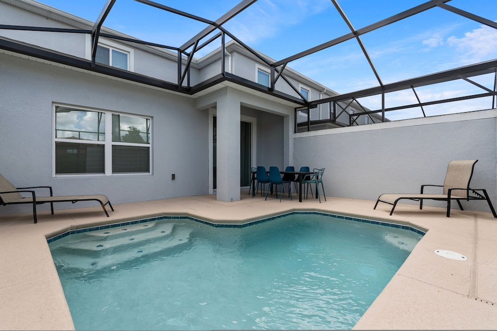 Brand New Home 5 Bedrooms 4 Baths At Storey Lake, Photo 13