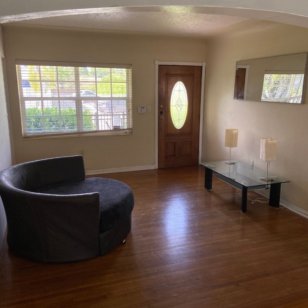 Comfort Shared Dormitory photo 2