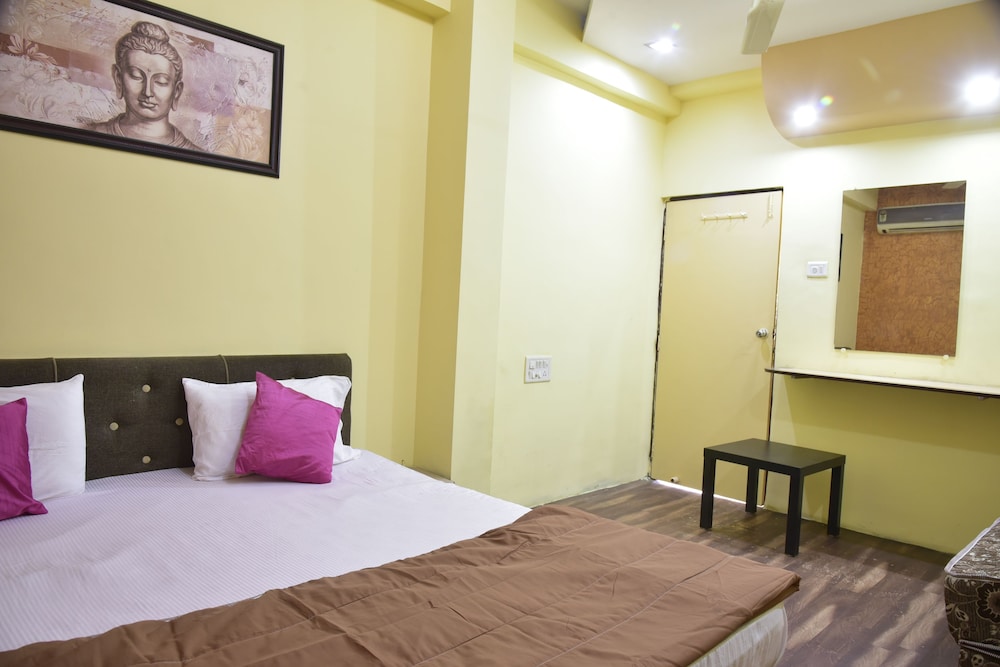 Standard Non AC Room photo 1