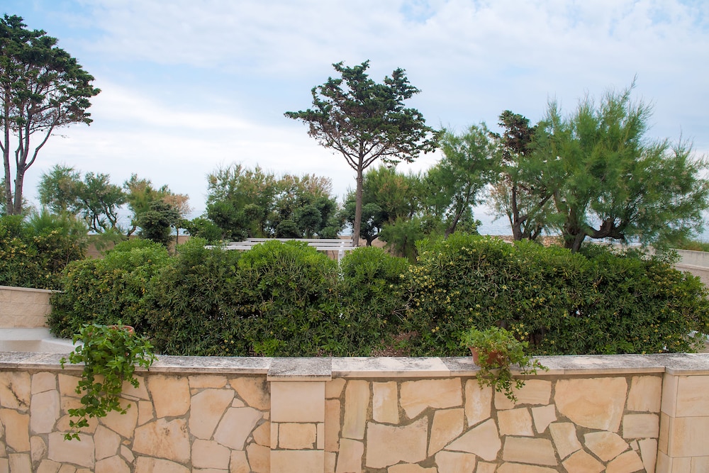 Basic Double Room, Sea View photo 3