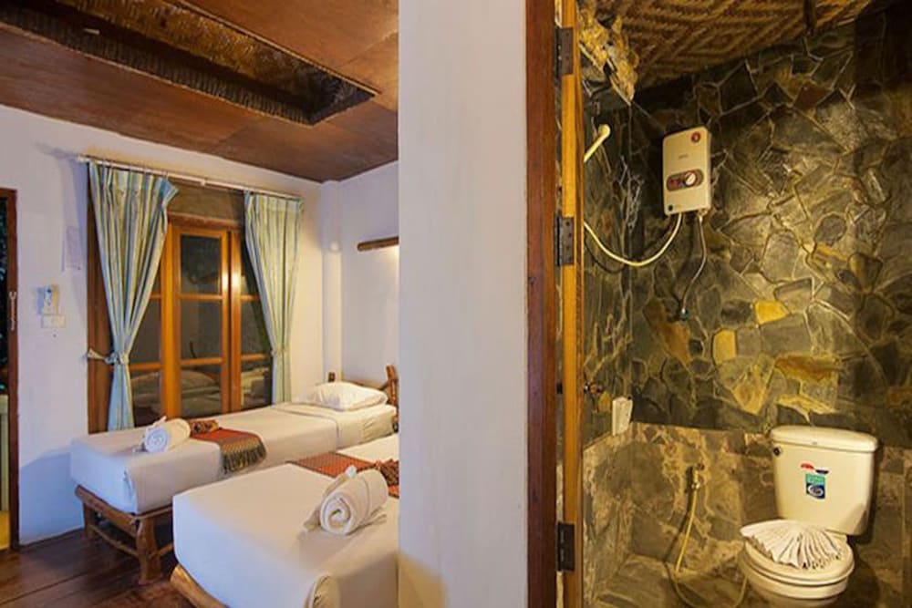 Building Room photo 2