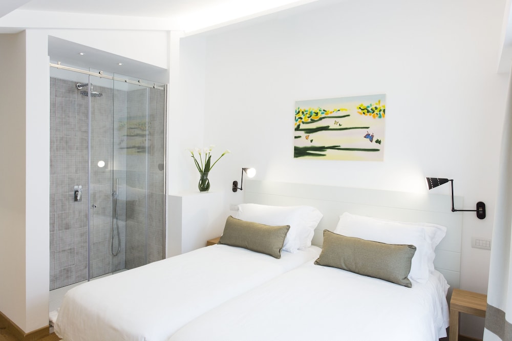 Comfort Room photo 3