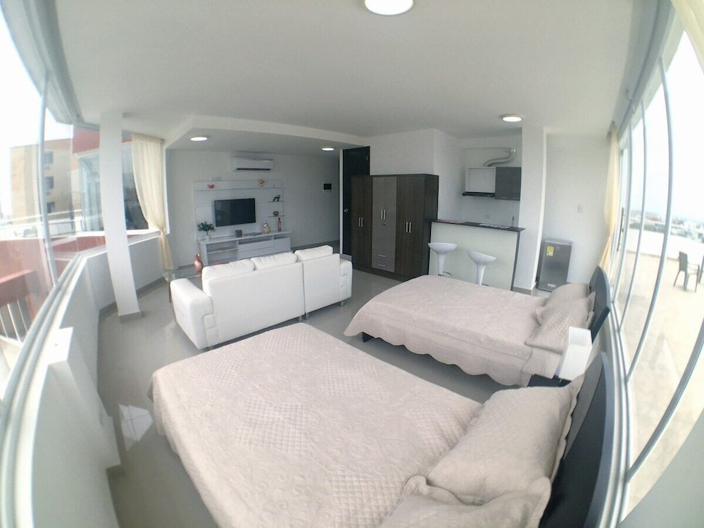 Panoramic Studio, Balcony photo 1