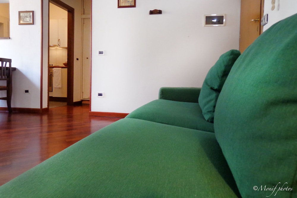 Single Room photo 2