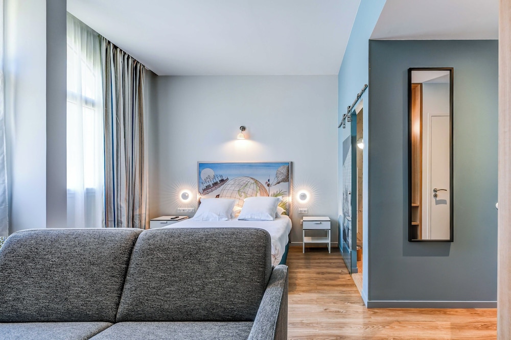 Junior Suite - Photo 1