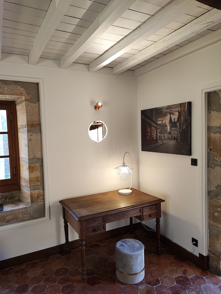 Superior Suite, Ensuite, Garden View (Macarons) photo 3