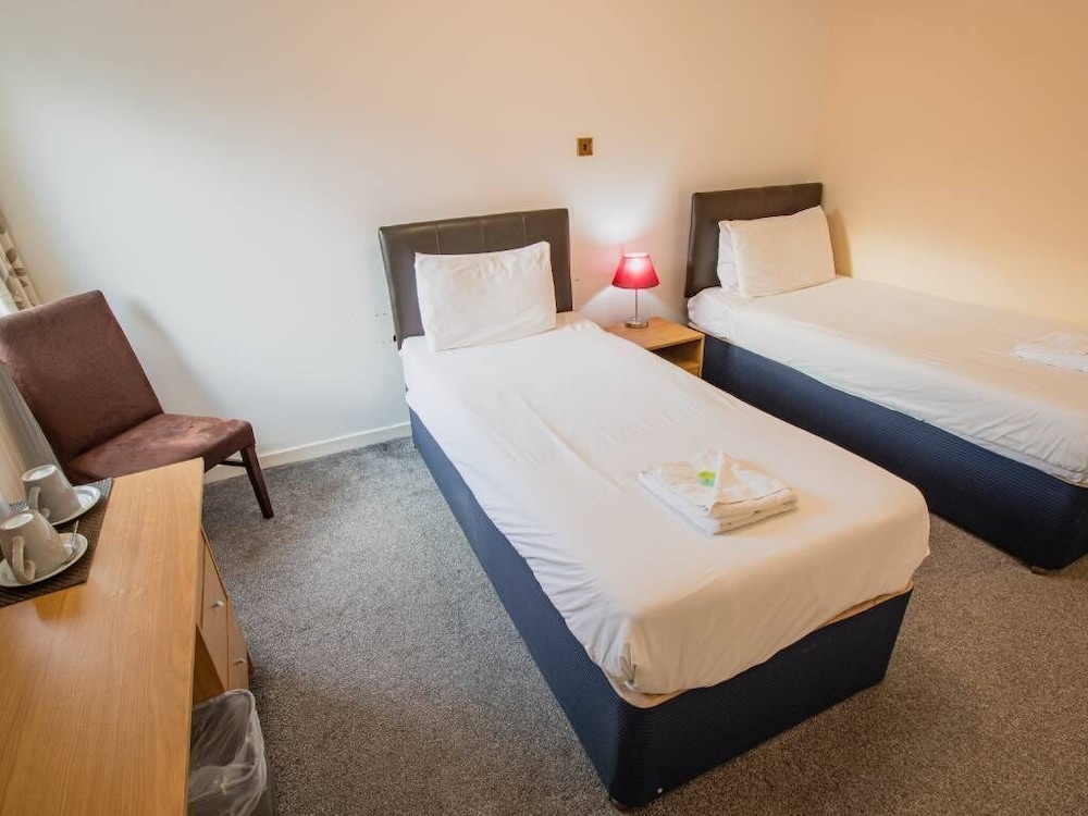 Standard Double or Twin Room photo 3