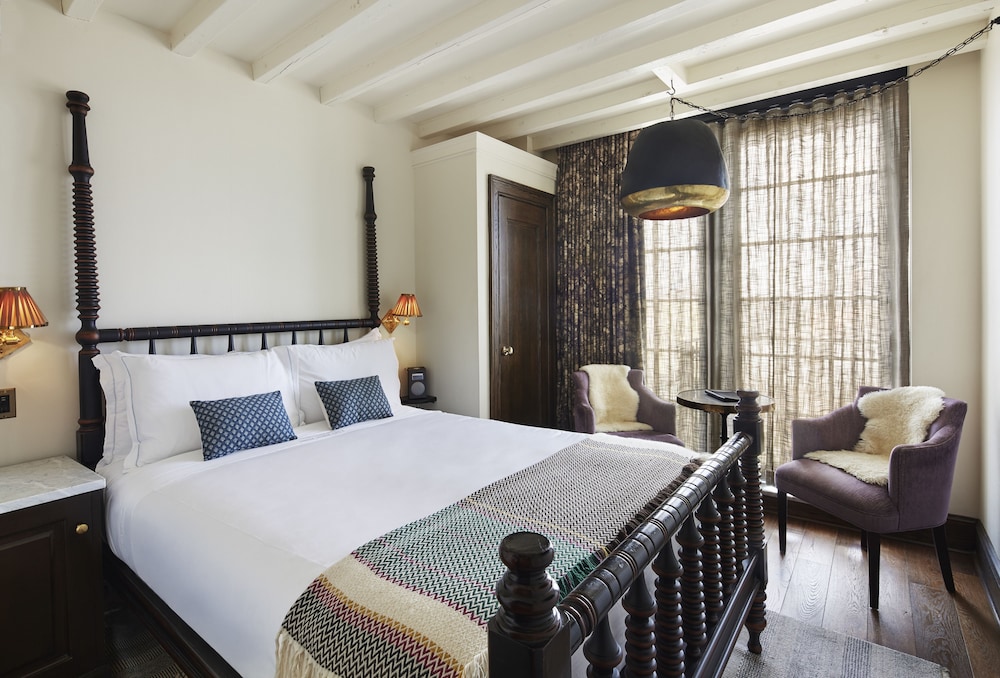 Studio, 1 Queen Bed