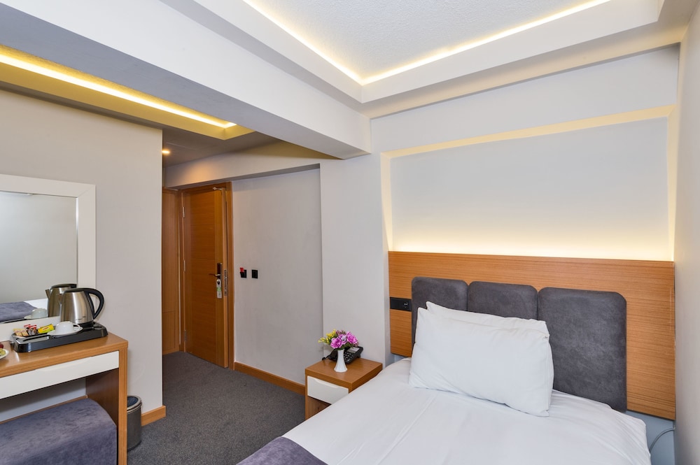 Single Room photo 2