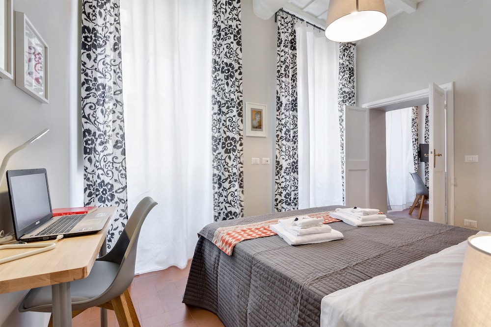Apartment, 2 Bedrooms, 2 Bathrooms (Via di Grotta Pinta, 10 - Int. 3) photo 3