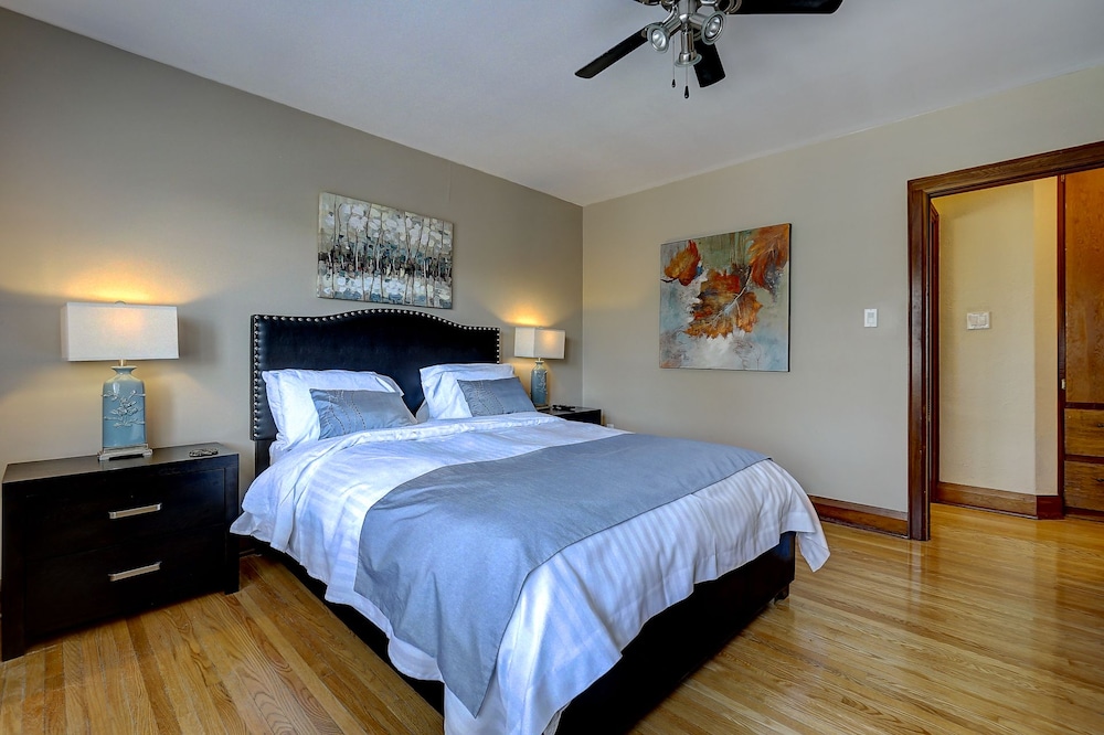 Premium Apartment, 1 Queen Bed, Non Smoking, City View photo 3