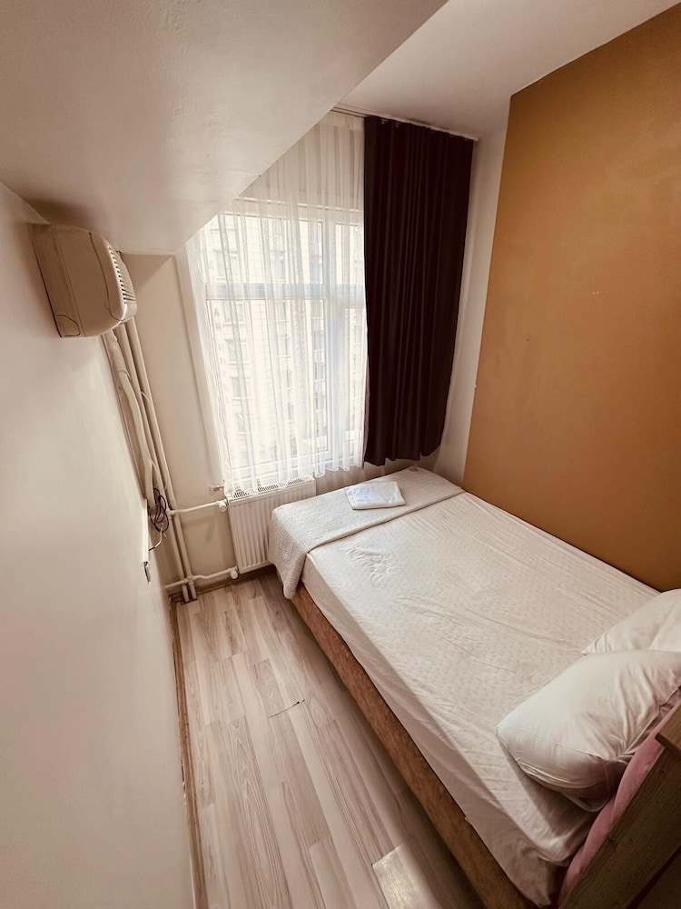 Standard Single Room, 1 Double Bed, City View photo 1