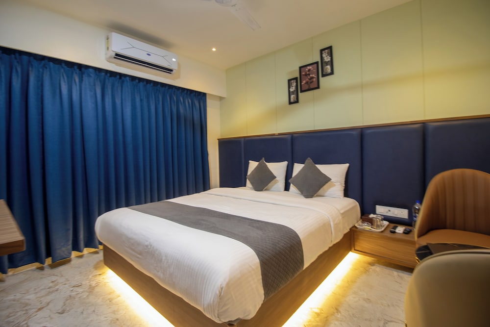 Deluxe Double Room photo 2