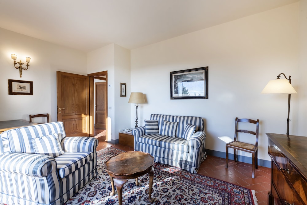 Premium Suite, Manor House Terrace - Photo 5