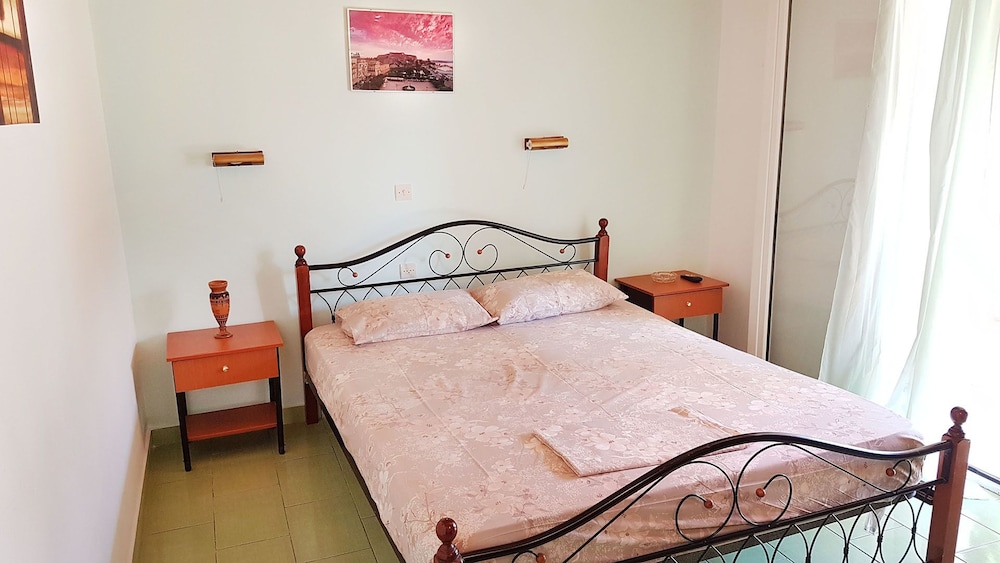 Superior Studio, 1 Double Bed, Kitchenette