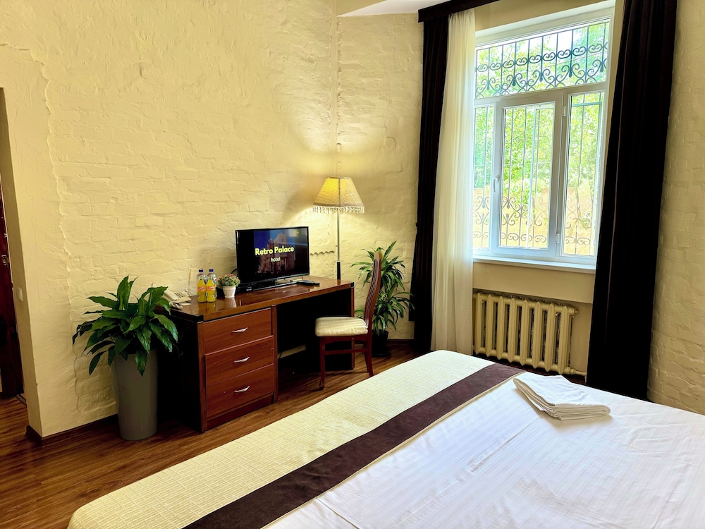 Standard Double or Twin Room - Photo 5