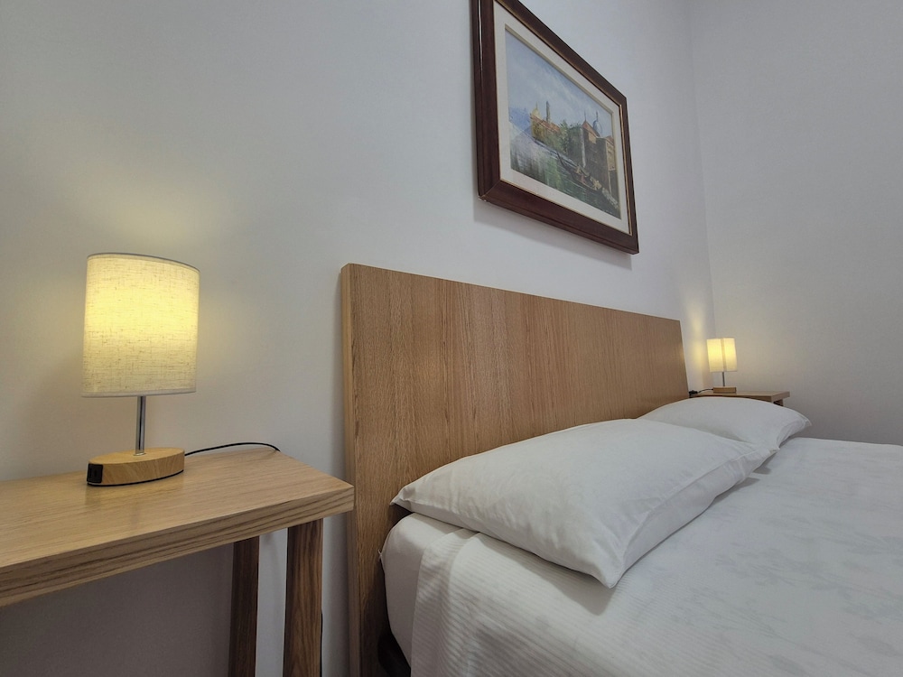 Classic Double Or Twin Room, Courtyard View
