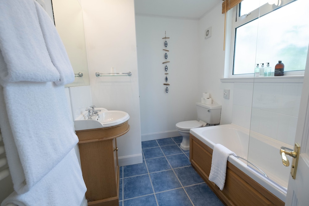 Superior Double or Twin Room photo 3